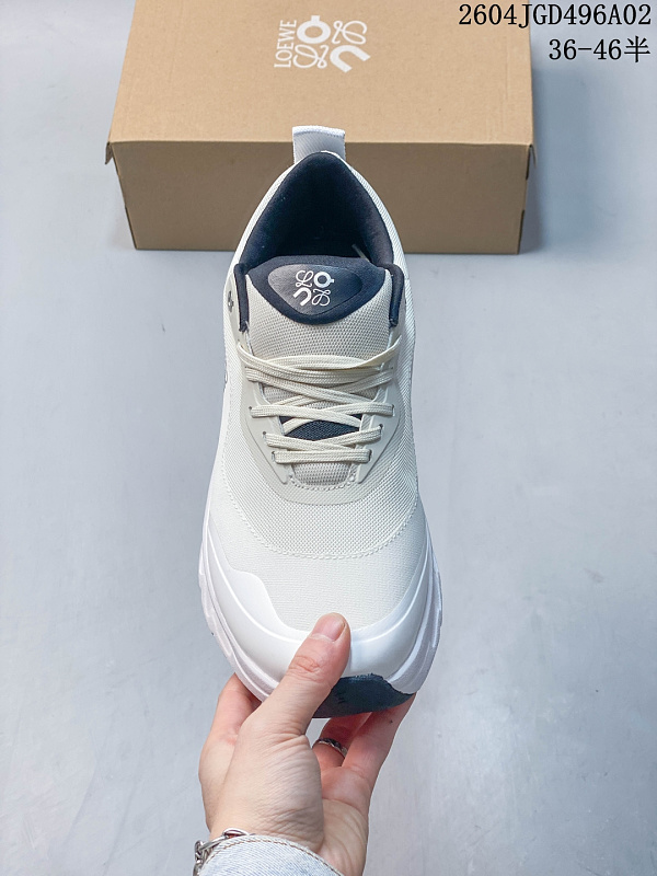 BOS3 Man and women 36-45 shoes with box