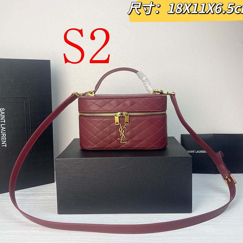 LYP46 bag 18-11-6.5cm  Shoulder bags