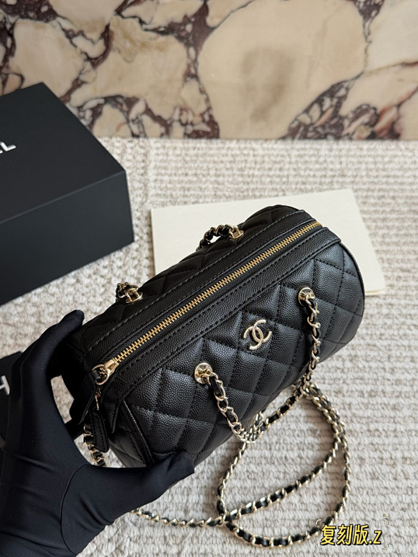 ACP77 Leather Bags 11.5-18.5-11CM Bag
