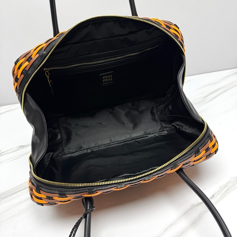 LMP27 bag 34-20-10cm Hand bag