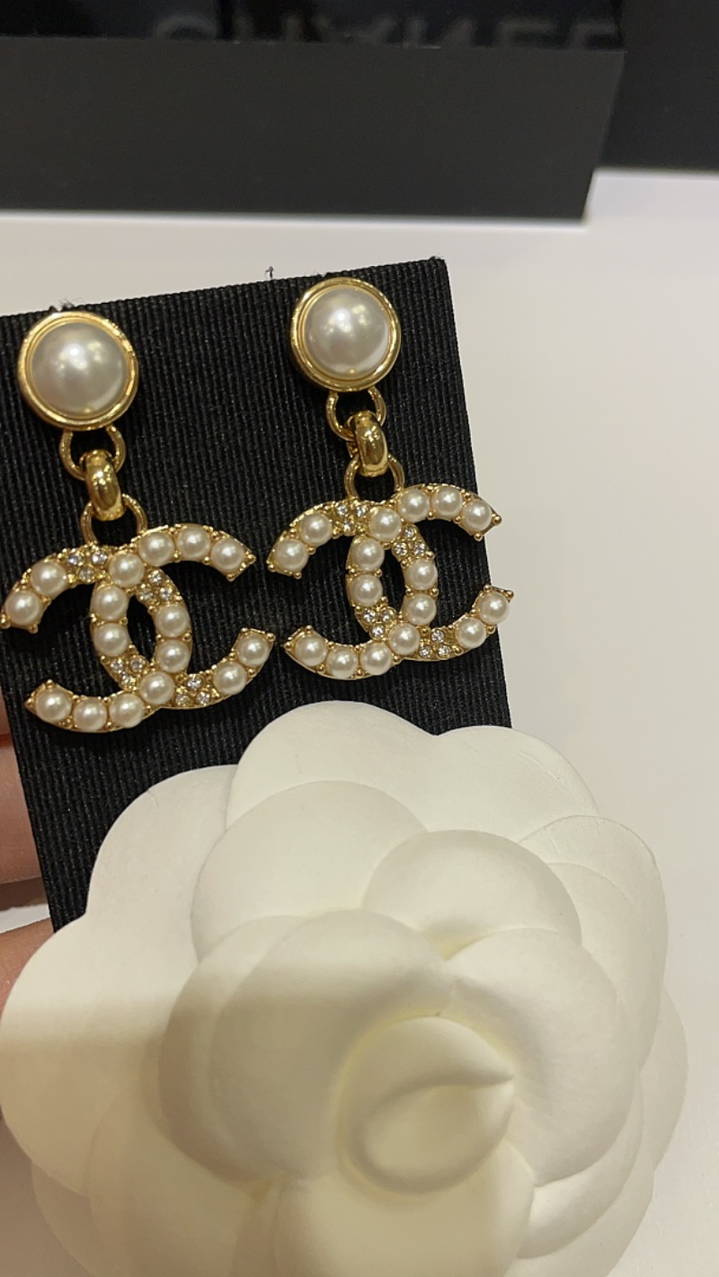 CHE88  Women's rhinestone pearl double C pendant earrings jewelry