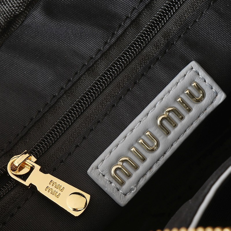 LMP19 bag 20-14-7CM Hand bag