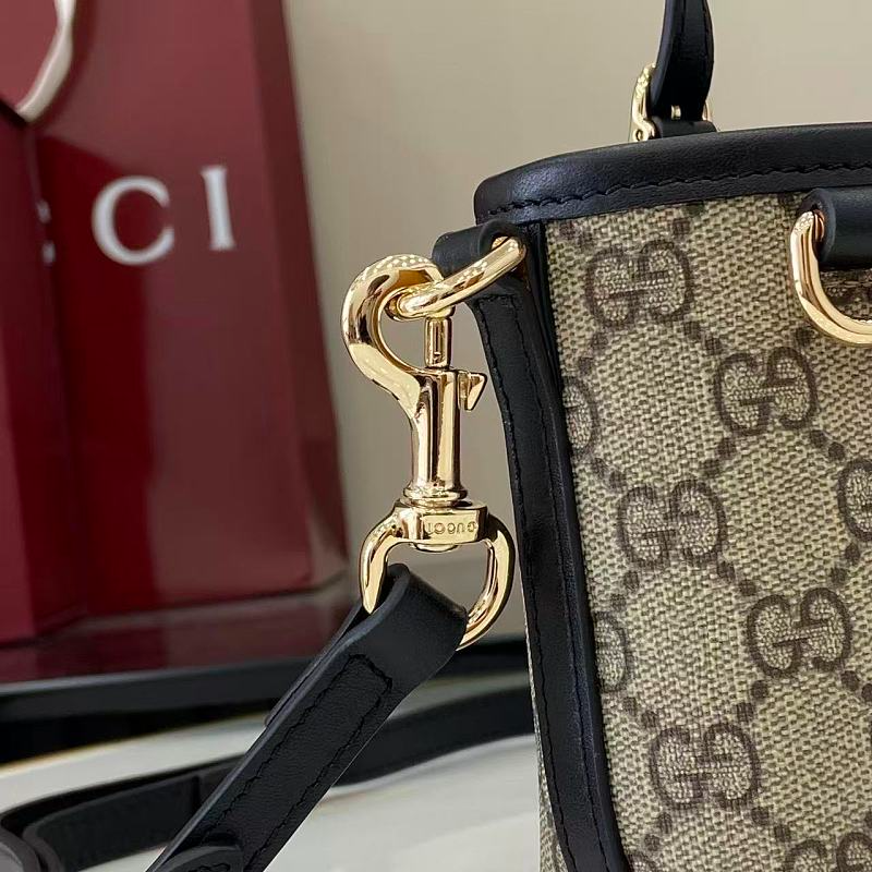 LGP57 bag17.5-11-6.5CM Hand bag