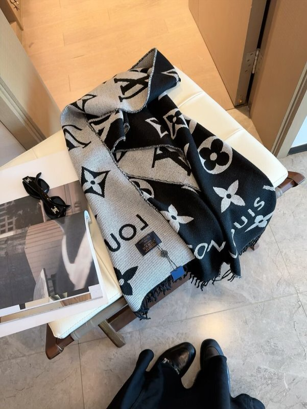 XLC20 Cashmere blend 45-186CM Scarf
