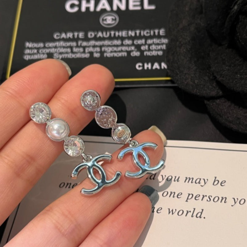 A1198  Women's new fashionable earrings and jewelry