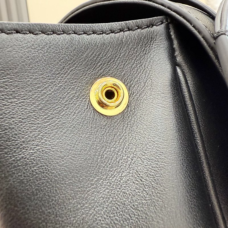 LGP85 bag 37-29-13CM 32-24-17CM Hand bag