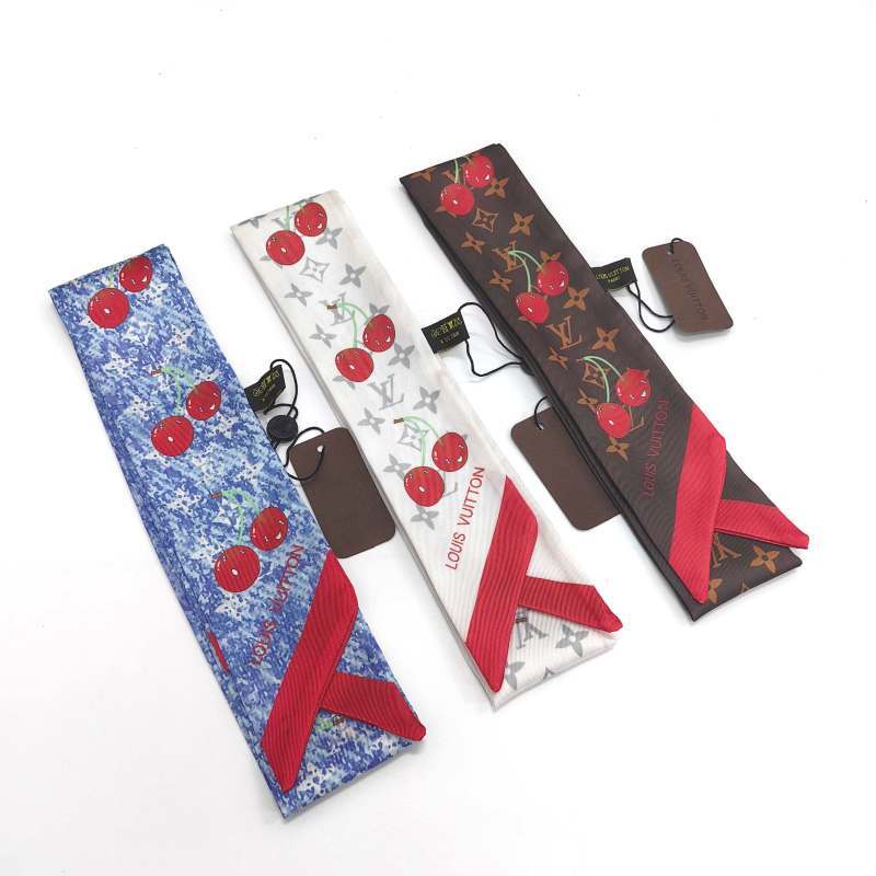 XLC11 Silk satin 120-5CM Scarf