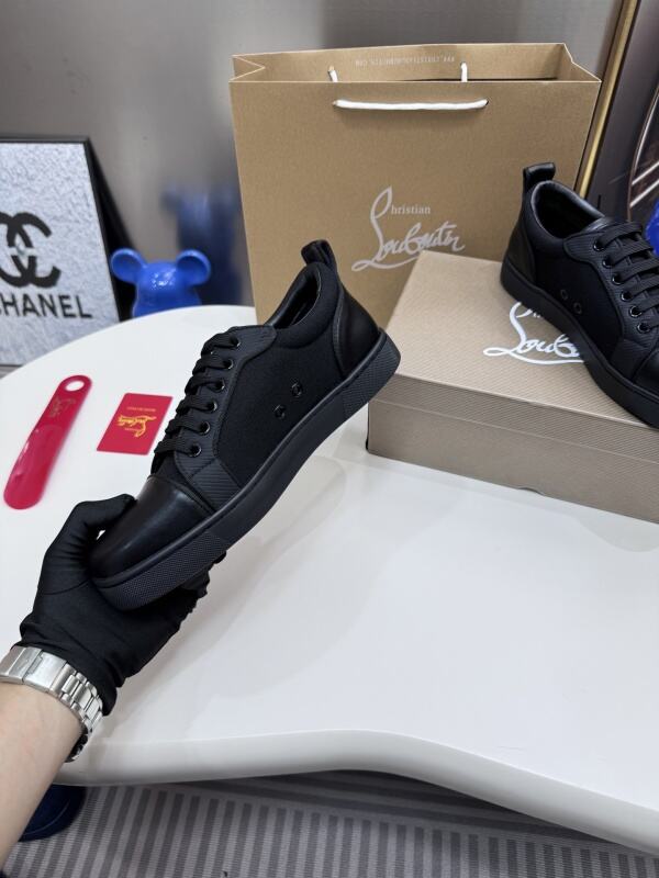 MCLS10 Women 35-40 and Men 40-45 Leather Shoes With Box