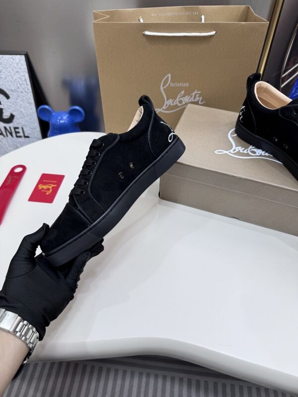 MCLS10 Women 35-40 and Men 40-45 Leather Shoes With Box