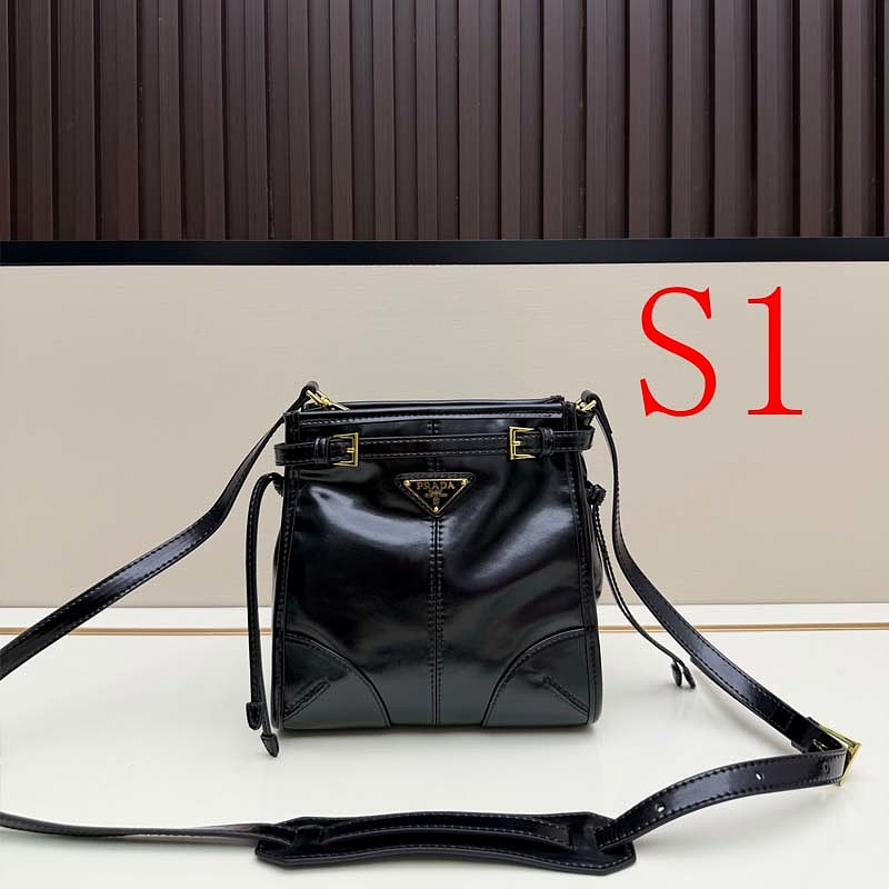LPP29 bag 19.5-20-8cm Shoulder bags
