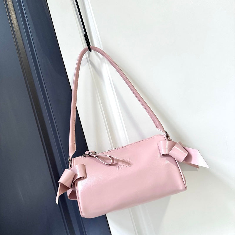 LMP28 bag 22-13-6cm Hand bag