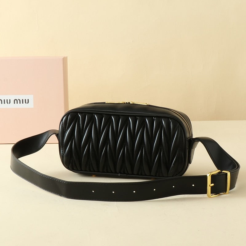 LMP15 bag 24-11.5-7cm Shoulder bags