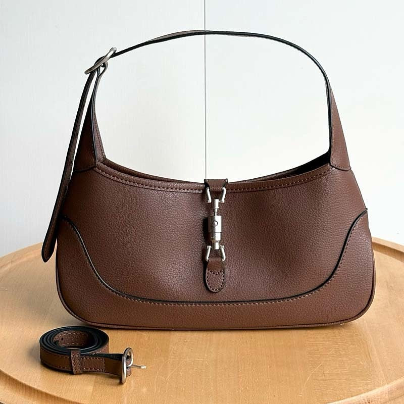 LGP62 bag 31.5-21-5cm 27-13-3.5cm Hand bag