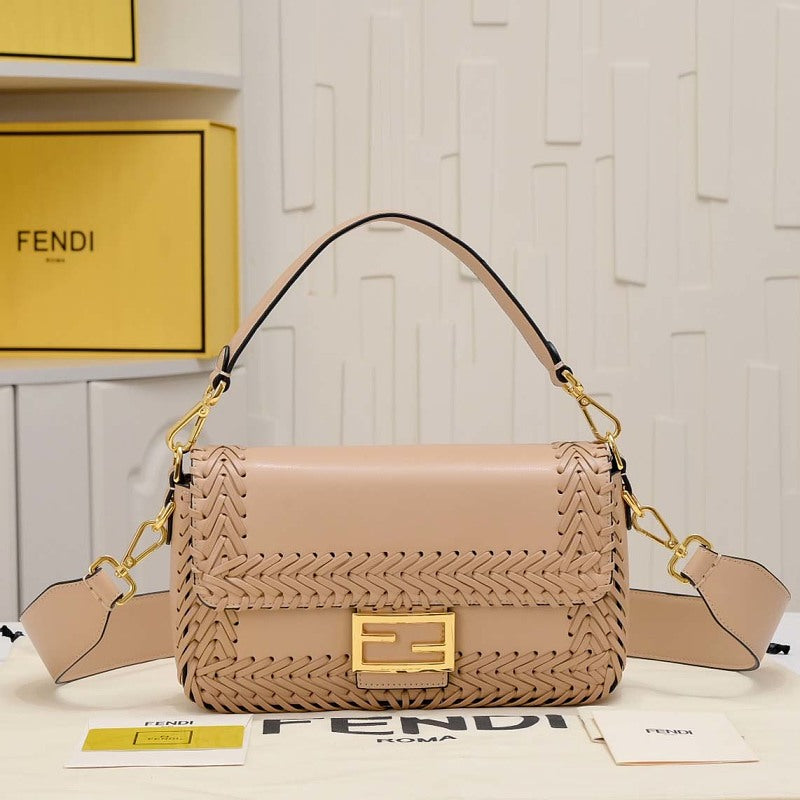 LFP39 bag 27-15-6cm Shoulder bags